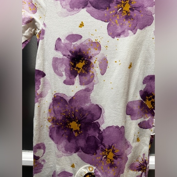 Burt’s Bees Floral Romper - Picture 2 of 6